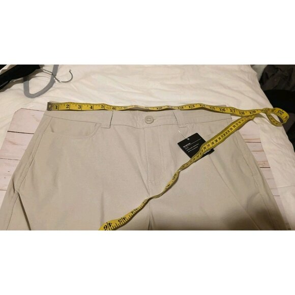 EDDIE BAUER Tech Capri Pants Womens 10 Pumice Cargo Nylon Stretch UPF 50+ NWT - Picture 6 of 11